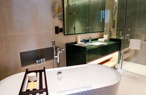 Hai Phong Hotel | Dream Dragon Resort