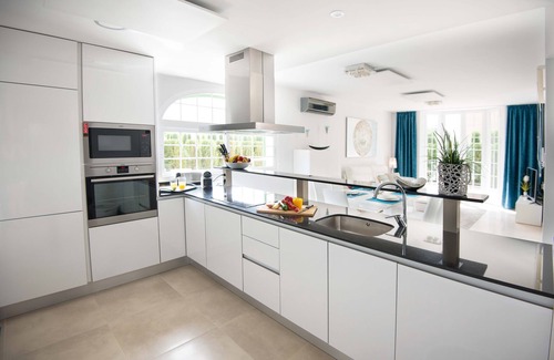 Cala Murada Villa | Dream holidays in Mallorca near the sea, pool area, free WiFi