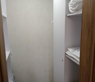 Lutsk Apartment | Dream town Apartaments біля залізничного вокзалу