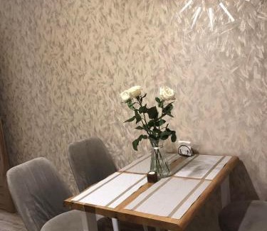 Lutsk Apartment | Dream town Apartaments біля залізничного вокзалу