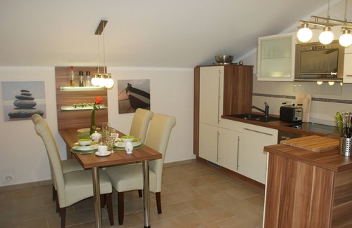 Seeheilbad Graal-Muritz Apartment | Dream vacation in 5 * 78sqm wellness oasis for 4 per., 2 sleeps., WiFi, 5min to the beach