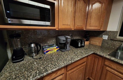 Livermore House | Dreamed Oasis 4BedRm 2FullBath Walk to Downtown