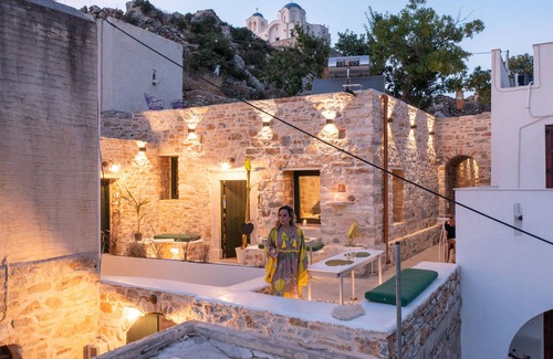 Naxos Town House | Dreaming of Greece 🌸