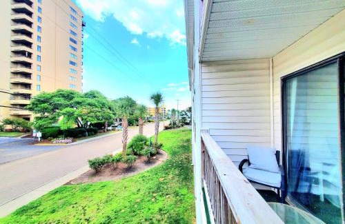 Myrtle Beach House | Dreams by the Sea Spacious 2BR Villa with Pool, Balcony, Beach Access & Seasonal Free Attractions