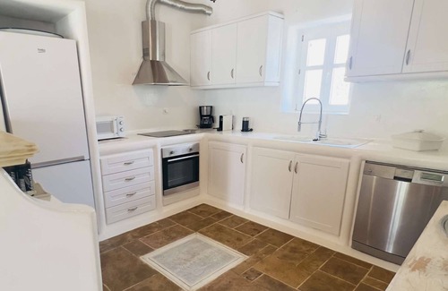 Ano Mera Villa | Dreamy Boho 5bed with Pool and Ocean View