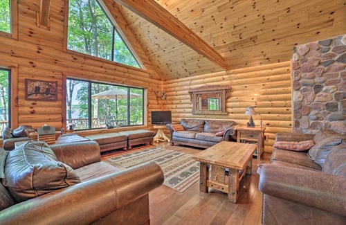 Boyne Falls House | Dreamy Cabin Steps to Thumb Lake Swim and Fish