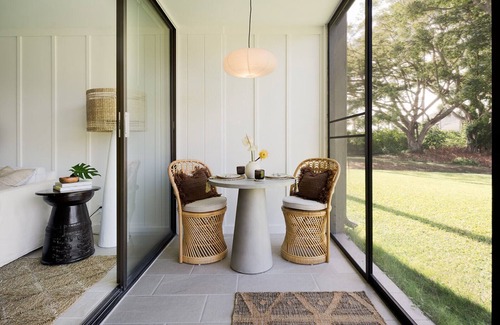 Kahuku Condo | Dreamy Designer Elegance on golf course, walk to beach and resort. Sleeps 4.