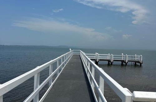 Lake Heights House | Dreamy Lake Retreat & Sunsets