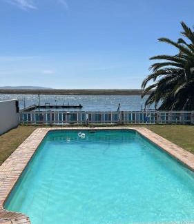 Laaiplek Apartment | Driftwater