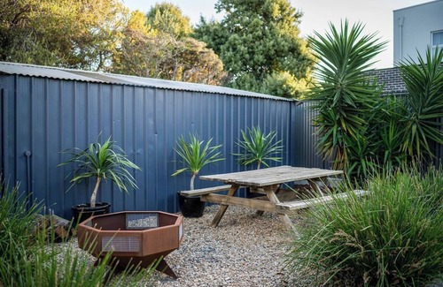 Aldinga Beach Cottage | Driftwood Beach House A Cosy Coastal Cottage