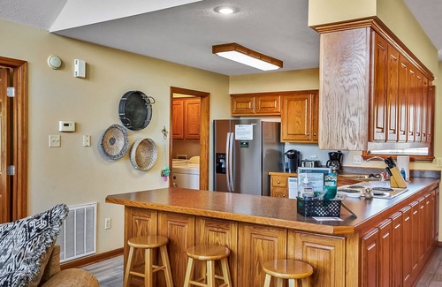 Pangburn House | Dripping Springs Retreat ~ on The Little Red River - blazing wifi