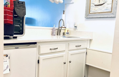 Niceville Apartment | Drop Anchor Cozy Winter Getaway