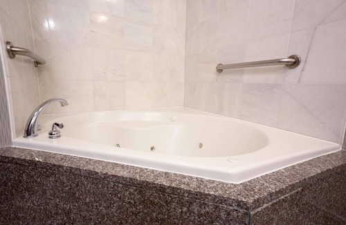 Grove City Hotel | Drury Inn & Suites Columbus Grove City