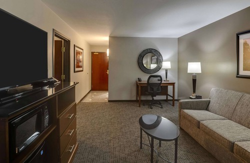 Tuttle Hotel | Drury Inn & Suites Columbus Dublin