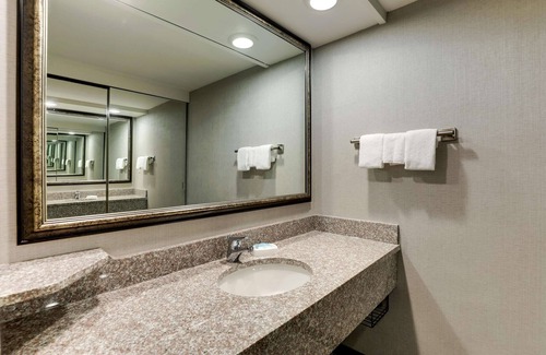 Tuttle Hotel | Drury Inn & Suites Columbus Dublin