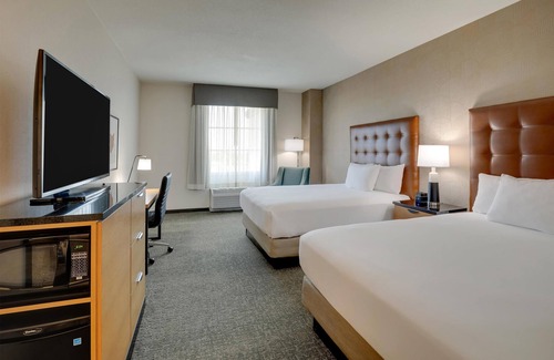 Dayton Hotel | Drury Inn & Suites Dayton North