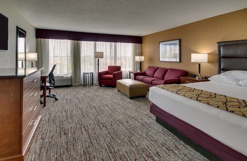 Evansville Hotel | Drury Inn & Suites Evansville East