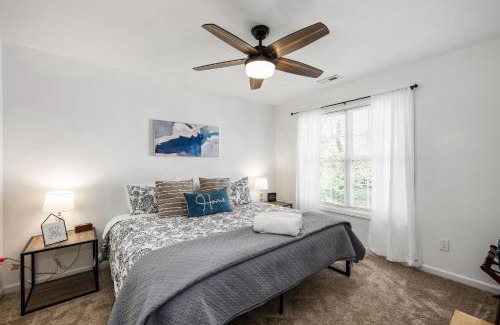 Downtown Apartment | DTGem-SelfCheckin-RainShower-300M-Parking-Walkable