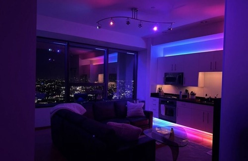 City West Condo | DTLA Skyscraper with Ocean View