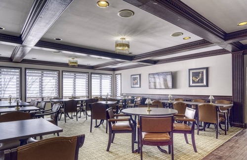 Valparaiso Apartment | Duart Suite in Aberdeen