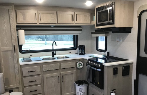 Federal Dam House | Duck Pond Camper - 3 blocks from the iconic Federal Dam and Leech Lake!