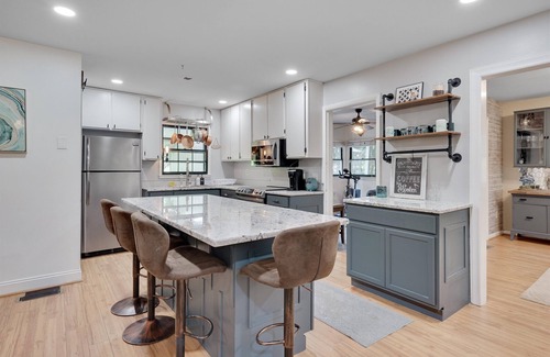 North Raleigh House | Duke-Raleigh Hospital - Six Forks Residence