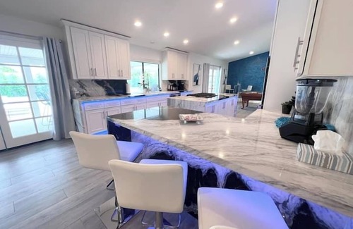 Bermuda Dunes House | Dune Lakes Perfect for Entertaining