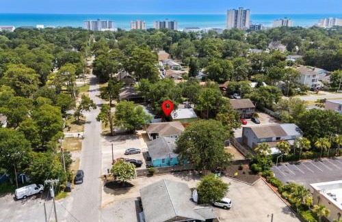 Windy Hill House | Dunecrest Cottage - Beach Nearby