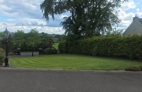 Dungannon House | Dungannon 2 Bed Bungalow - Sleeps 5 - Pet Friendly