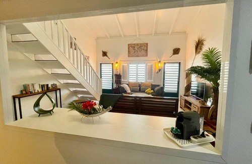 Le Moule Apartment | Duplex 2/4 pers. Luxury residence in the heights of St-François, marina nearby