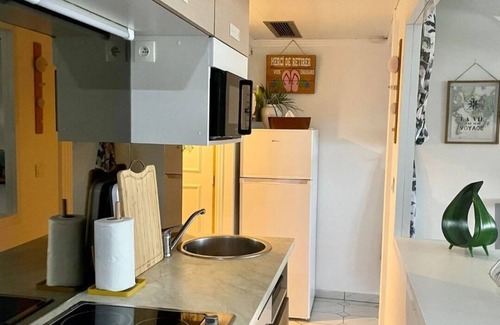 Le Moule Apartment | Duplex 2/4 pers. Luxury residence in the heights of St-François, marina nearby