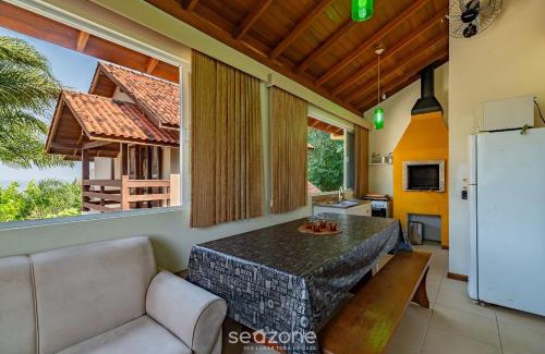 Sambaqui House | Duplex house w/beautiful view 80m Beach RRF2562