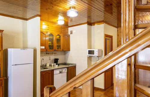 Soldeu Apartment | Duplex rustic 2 rooms | Free parking and terrace |