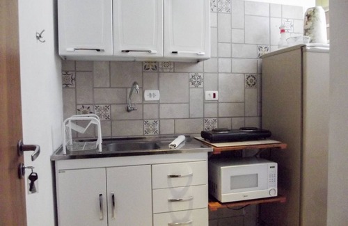 Bras House | Duplex studio near subway and bus. In the area of clothing stores in Brás