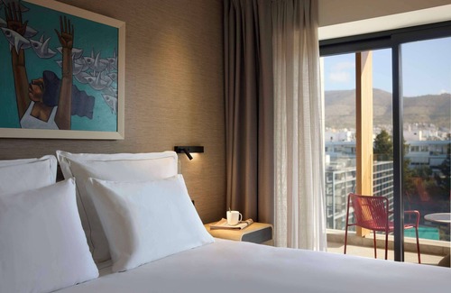 Glyfada Hotel | Dusit Suites Athens