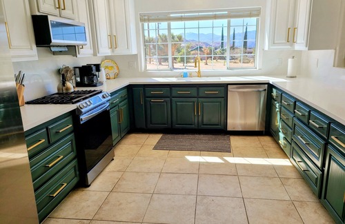 Yucca Valley House | Dusk In the Wind ~ Joshua Tree High Desert Hideaway