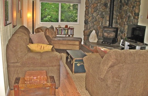 Dutch Flat House | Dutch Flat, Serenity Central: Cozy Home in the Woods