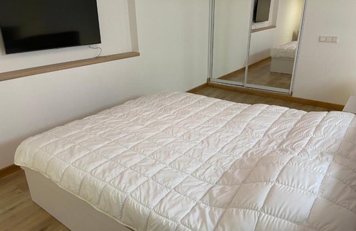 Petrovskoye Apartment | Двухуровневые апартаменты на Озерянской