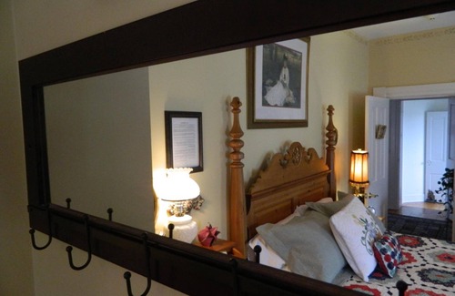 Neffsville Bed & Breakfast | E J Bowman House Bed & Breakfast