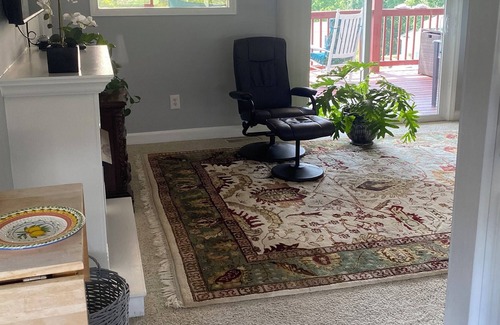 New London House | Eagle Crest at Badin