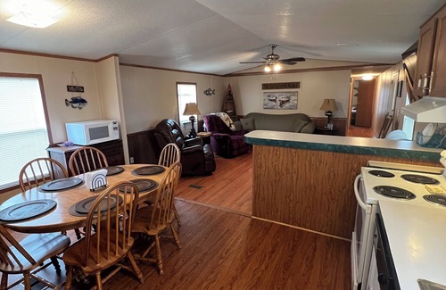 Sondheimer House | Eagle Lake Escape - lakefront - private lot