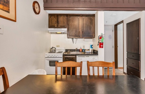 Yosemite West Condo | Eagles Nest Amazing Loft Condo in Yosemite West!