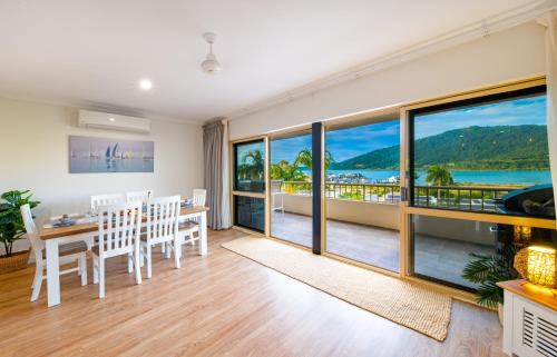 Airlie Beach Apartment | Eagles Nest On Airlie