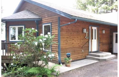 Juneau House | Eagles Watch Ocean Front B and B, Auke Bay, Juneaun CBJ 1000195