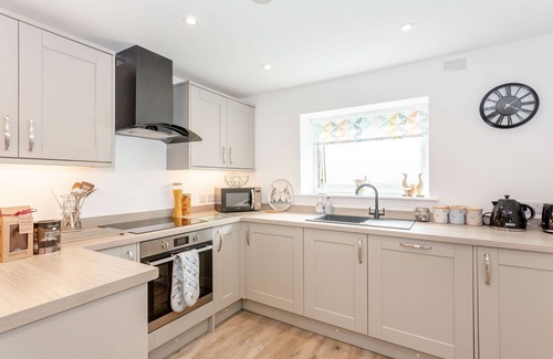 Cowling Cottage | EAMES COTTAGE, pet friendly, with open fire in Cowling