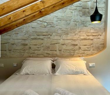 Vafios Villa | Early Birds