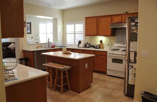 Eastvale House | Eastvale/Ontario Cozy Peaceful Suburban House/说中文