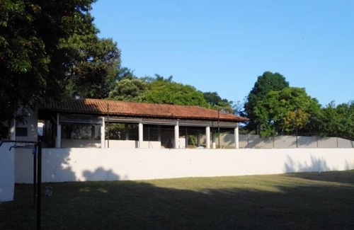 Salto de Pirapora Cottage | Easy access and facilities align themselves for rest