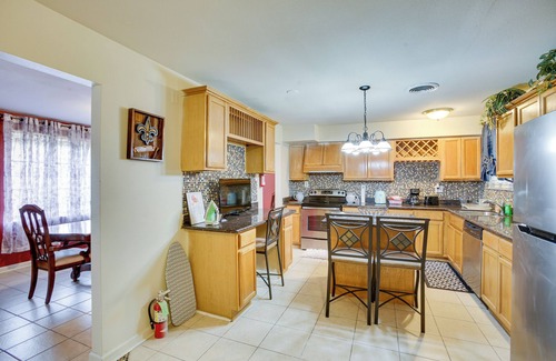 Read Boulevard West House | Easy Access to US-90 & Near Dtwn: New Orleans Home