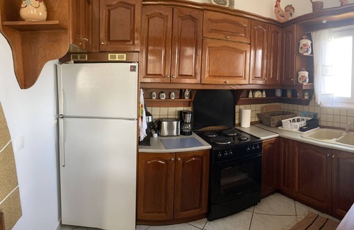 Kampos House | Easy to access and next to the two organized beaches of the island.